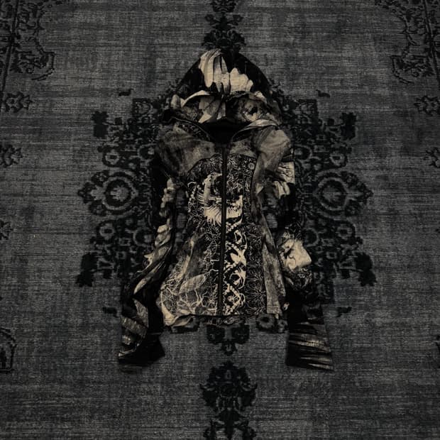 No id 00s archive dark gothic full print