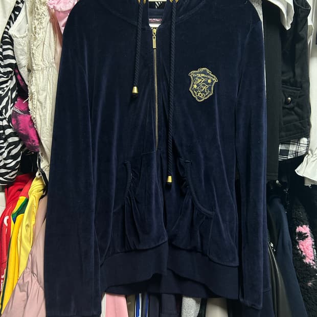 벨벳 헬로키티 네이비 집업