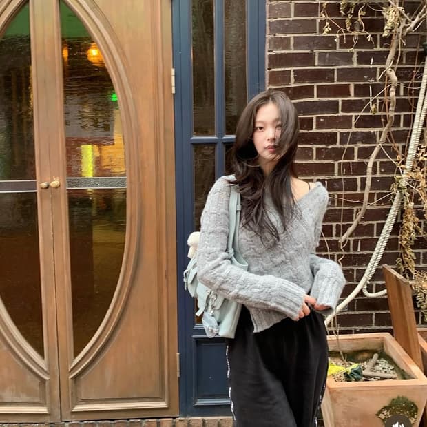 자라 후드 니트 탑