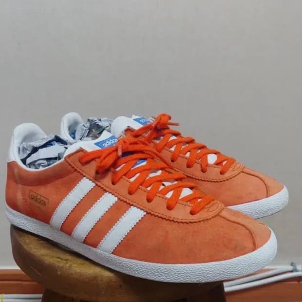 240 / ADIDAS (아디다스) 정품 여성 가젤 운동화