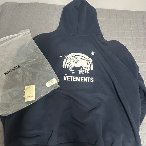 [L] 베트멍 유니콘 후드 티셔츠 네이비 한정판