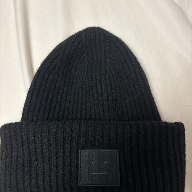 아크네 스튜디오 비니