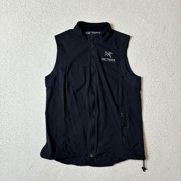 아크테릭스 나일론 폴리쉘 베스트 집업 PN7614