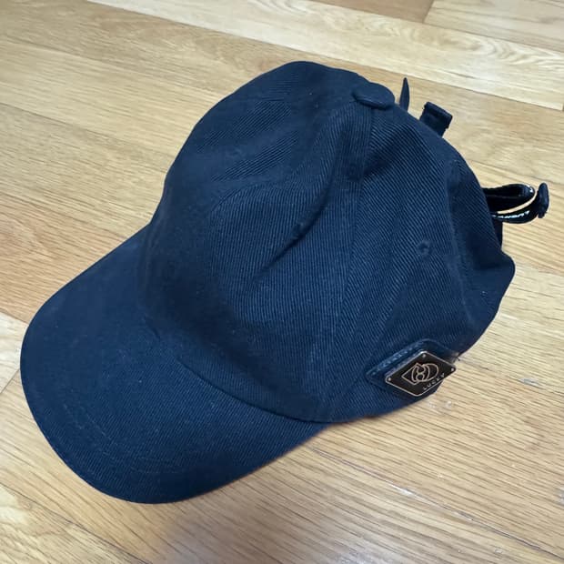 럭키슈에뜨 리본 볼캡