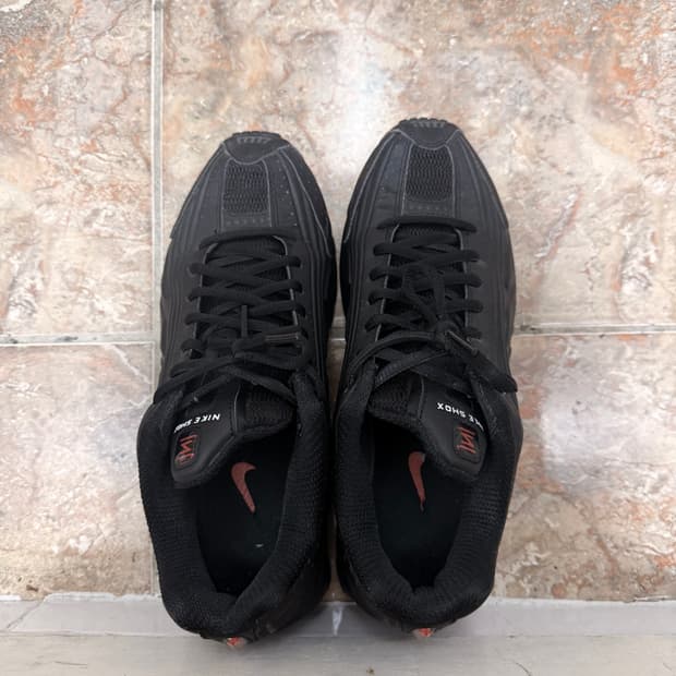 나이키 샥스 r4 ( W )