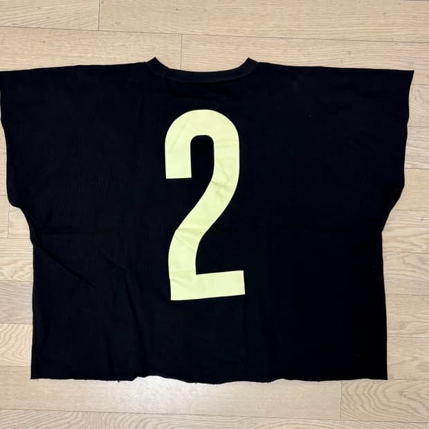 이지 Yeezy 벌처스 티셔츠 (black)