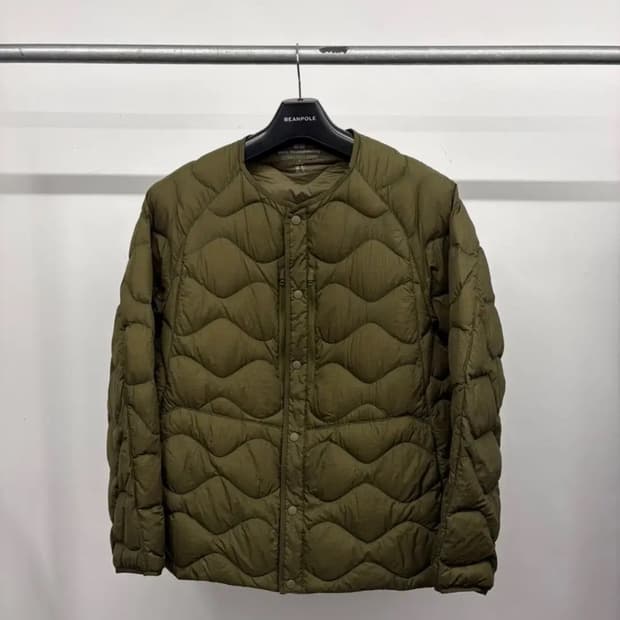 (XL) 유니클로 x 화이트 마운티니어링 경량 패딩 다운 자켓