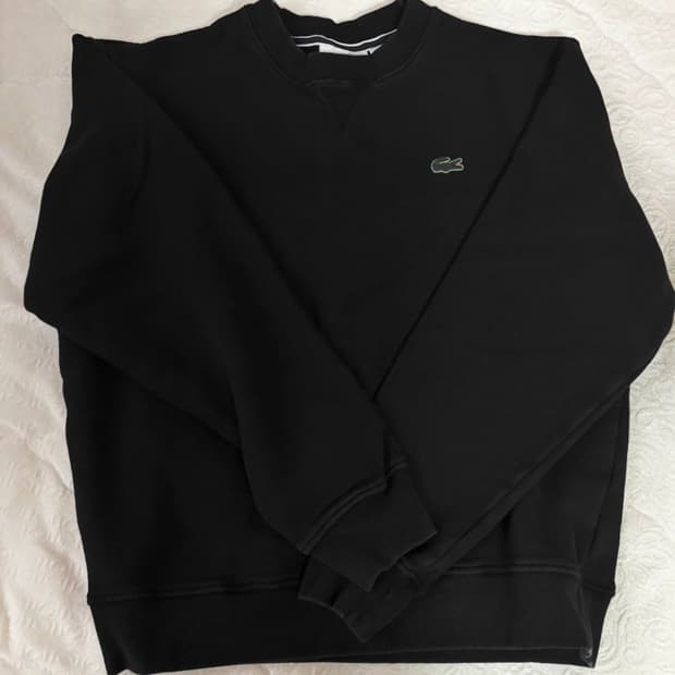 라코스테 맨투맨 블랙