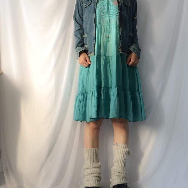 Crochet point dyed sleeveless one piece