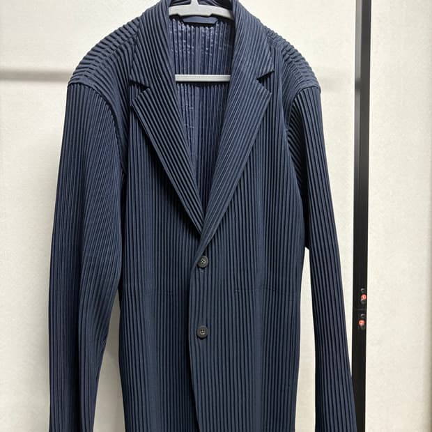 옴므플리세 이세이미야케 네이비 셋업 3사이즈