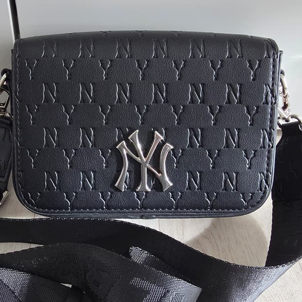 MLB 모노그램 크로스백