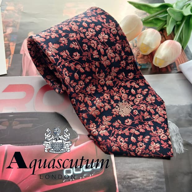 아쿠아스큐텀 실크 자카드 넥타이 9.4cm A+등급 A18639
