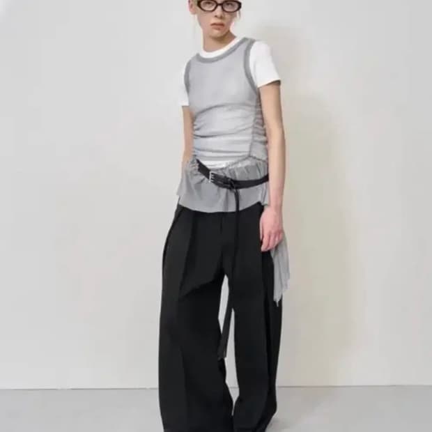[LCDC TM]MESH FRILL SLEEVELESS TOP