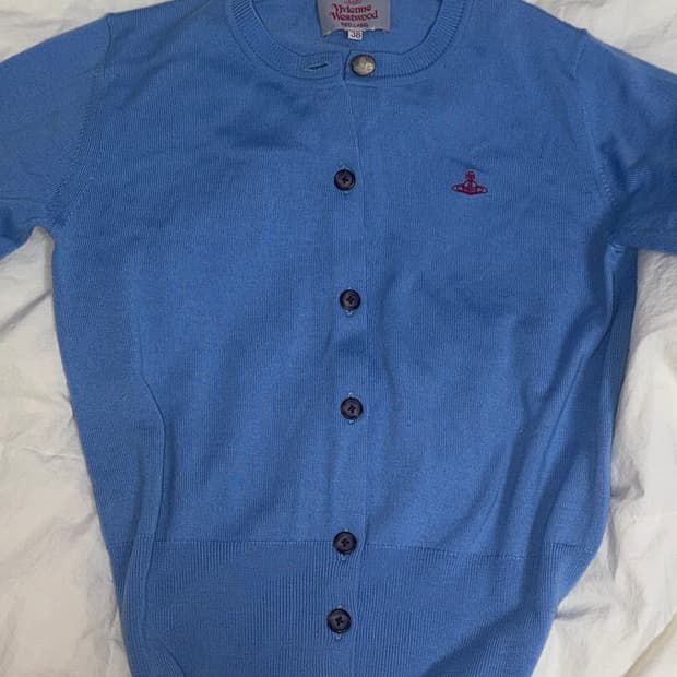 비비안웨스트우드 레드라벨 가디건 38