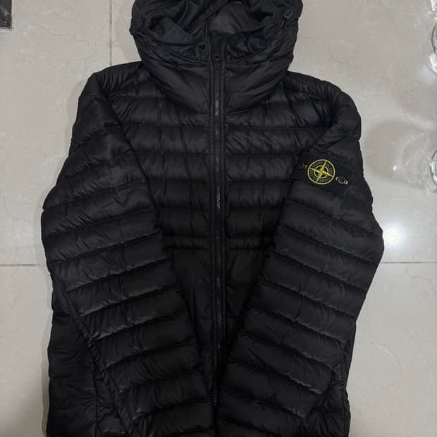스톤아일랜드 바이오 립스탑 경량패딩 