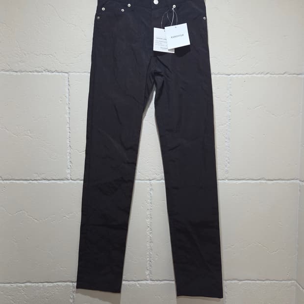 강혁 WSG 에어백 슬림핏 트라우저 레드프린트