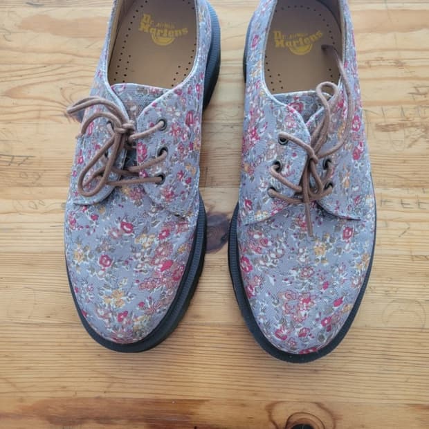 닥터마틴 1461 플라워 로퍼 240(uk5) 미사용