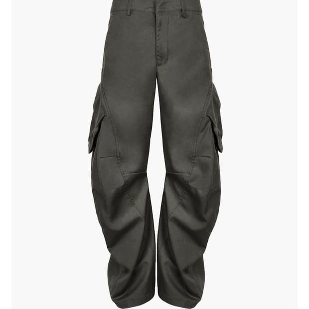 지용킴 코오롱 바지 구해요~