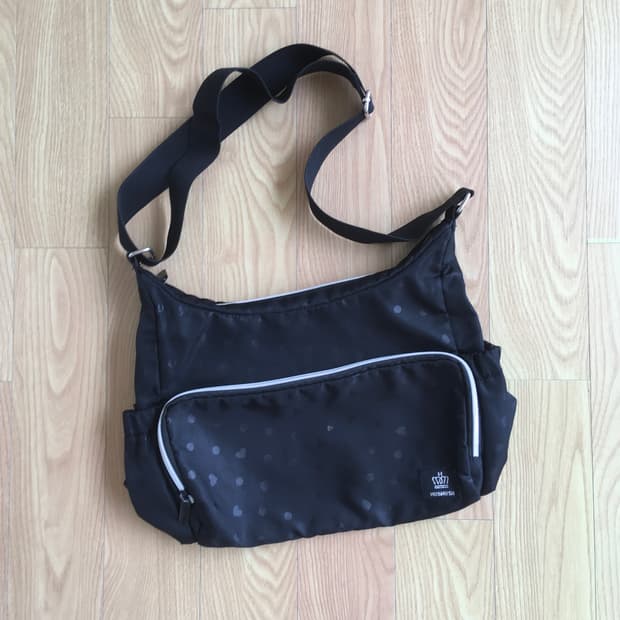 HUSHUSH/ 도트크로스백 모리걸토트크로스백 땡땡이크로스백 