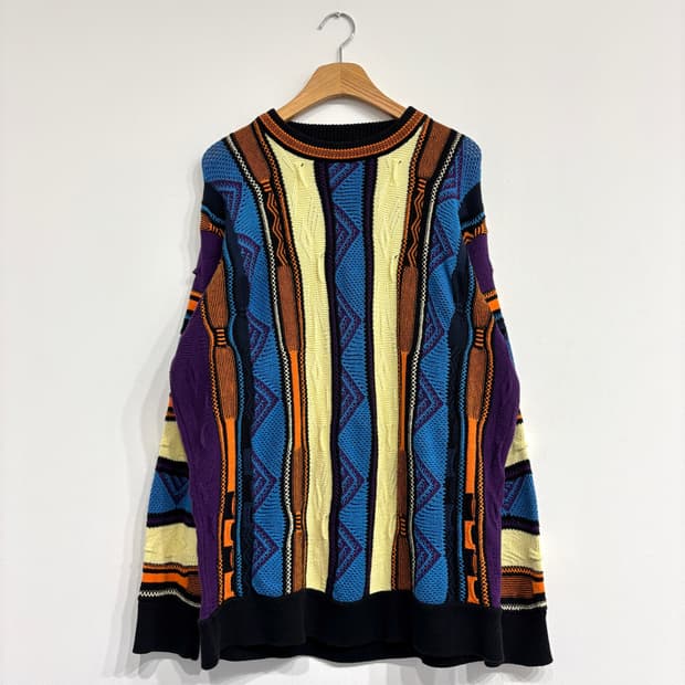 자라 패턴 니트