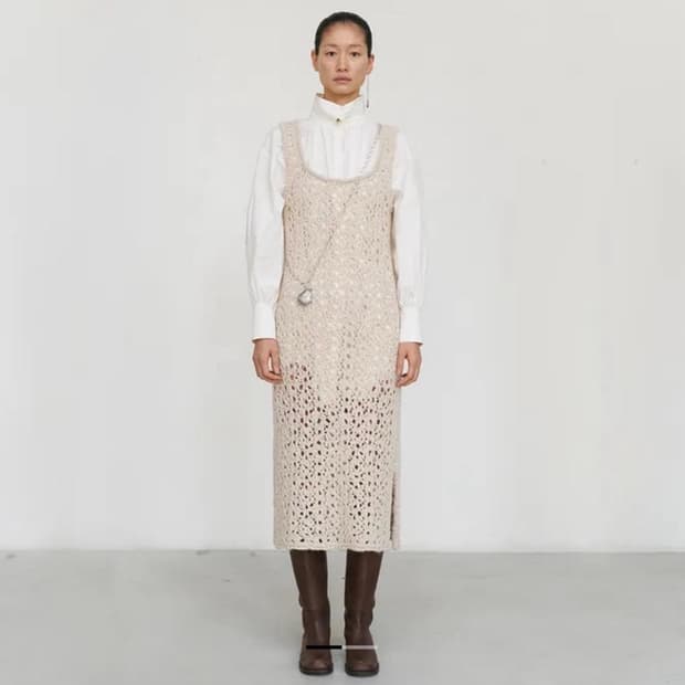 아모멘토 크로쉐 니트 드레스 베이지 AMOMENTO CROCHET KNI