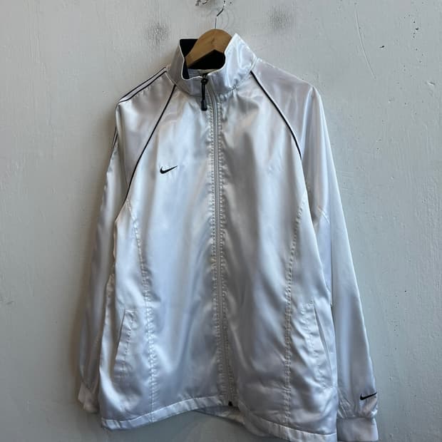 나이키 재팬 스우시 바람막이 윈드브레이커 XL