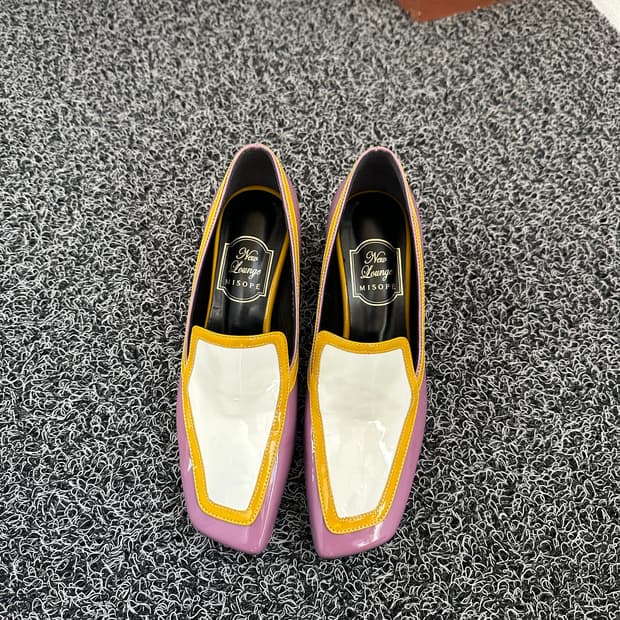 미소페 핑크 펌프스 235