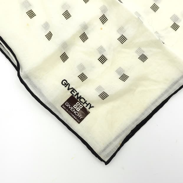 GIVENCHY 지방시 모노패턴 클래식 쁘띠 스카프