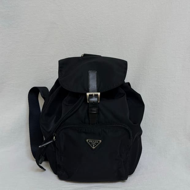 프라다 원포켓 포코노 테수토 나일론 백팩 스몰