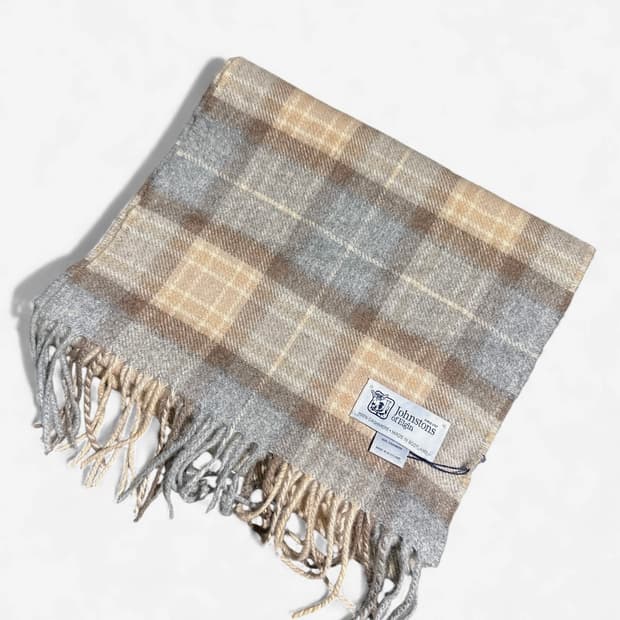Johnstons of Elgin 100% Cashmere Muffler