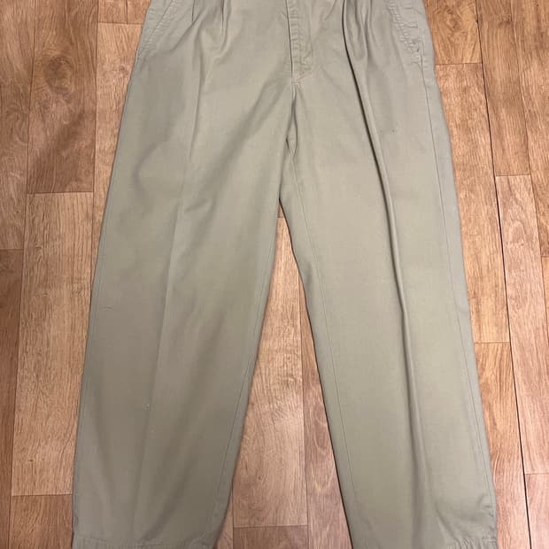 Iceberg 클래식 카키 치노팬츠 스트레이트핏