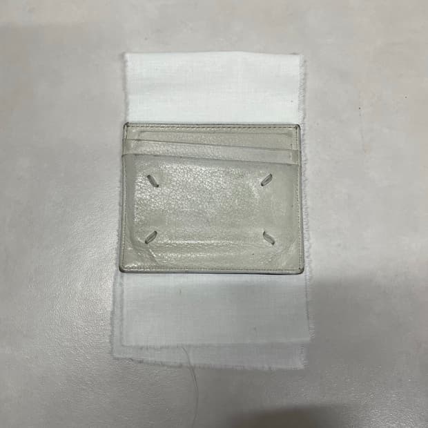 메종마르지엘라 화이트블랙 카드지갑