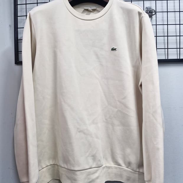 105XL 라코스테 맨투맨 아이보리.