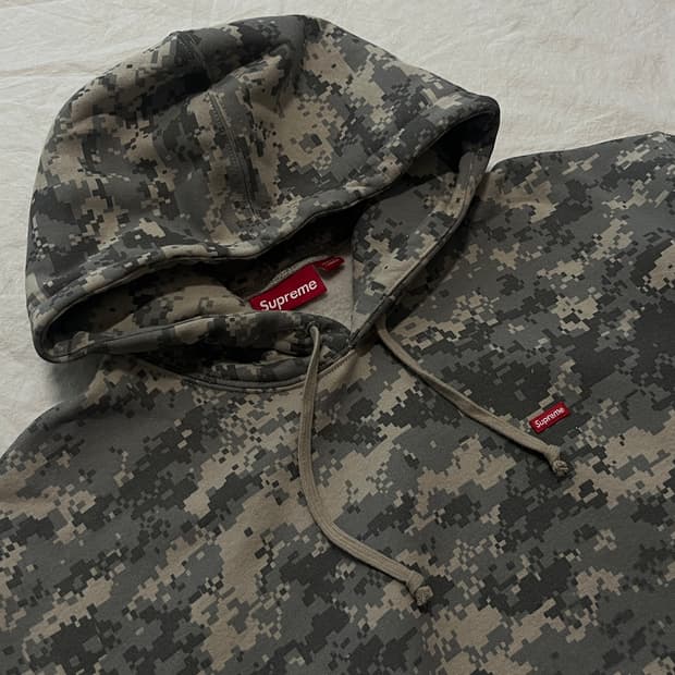 슈프림 스몰 박스 후드 스웨트셔츠 디지 카모