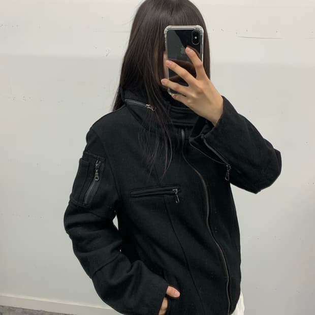 닐로스 울 후드자켓