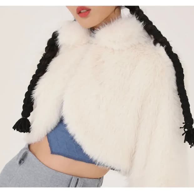 어글리쉐도우 크롭 퍼자켓