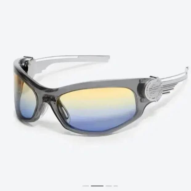 젠틀몬스터 몽클레어 스와이프 01