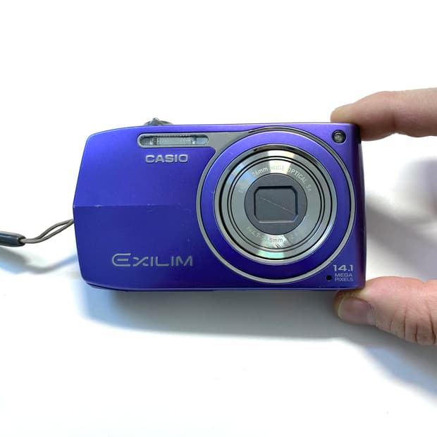 카시오 엑슬림 EX-Z2000 디지털 카메라