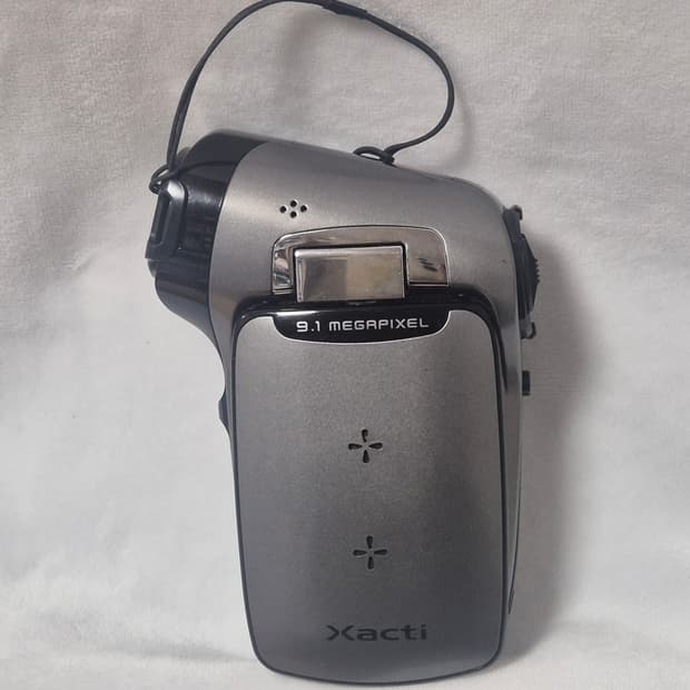 산요 작티 CG9 그레이 판매