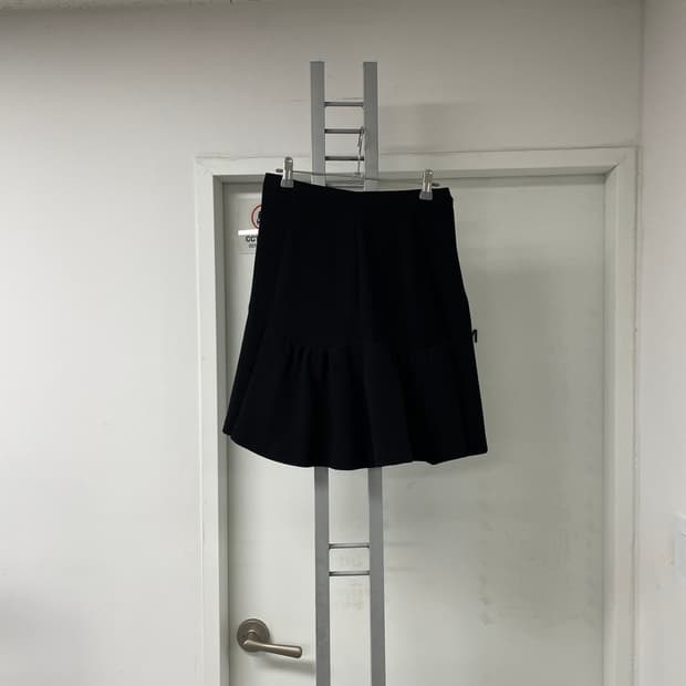 모스키노 블랙 스커트 40