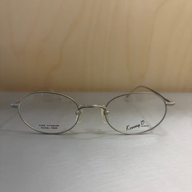케니오(Kenny 'O) KN-2019 니켈 프리 퓨어 티타늄 안경