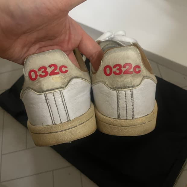 032c 아디다스 42사이즈