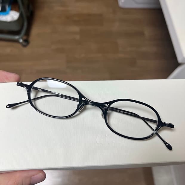 cadriman 캐드리맨 티타늄 안경