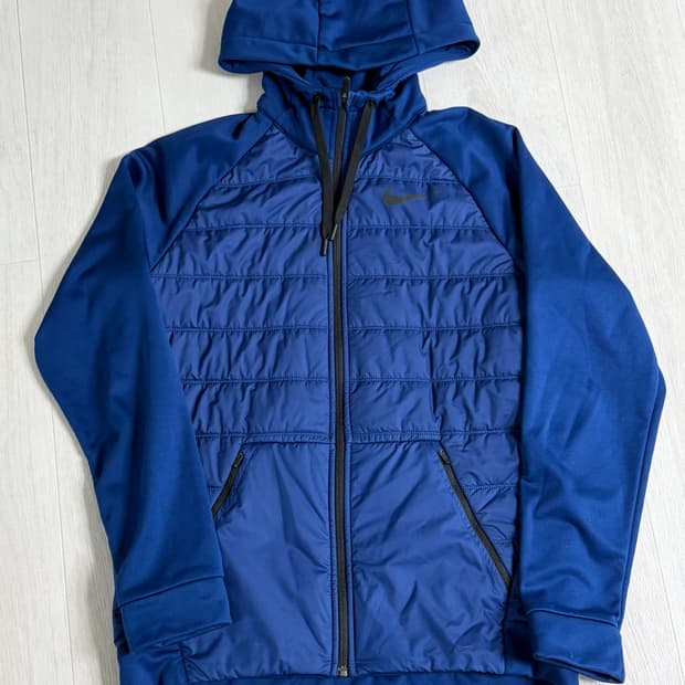 Nike 에어로 레이어 경량패딩