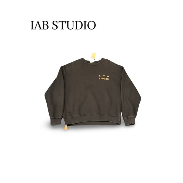 (105)IAB STUDIO 맨투맨