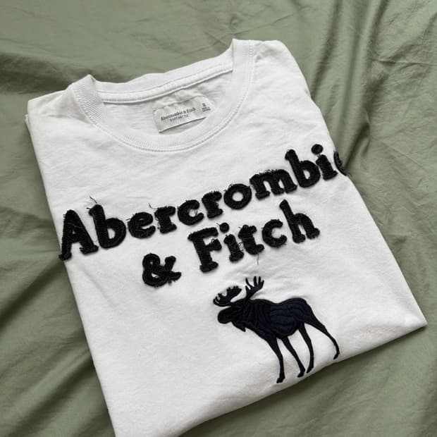 아베크롬비 반팔 티셔츠