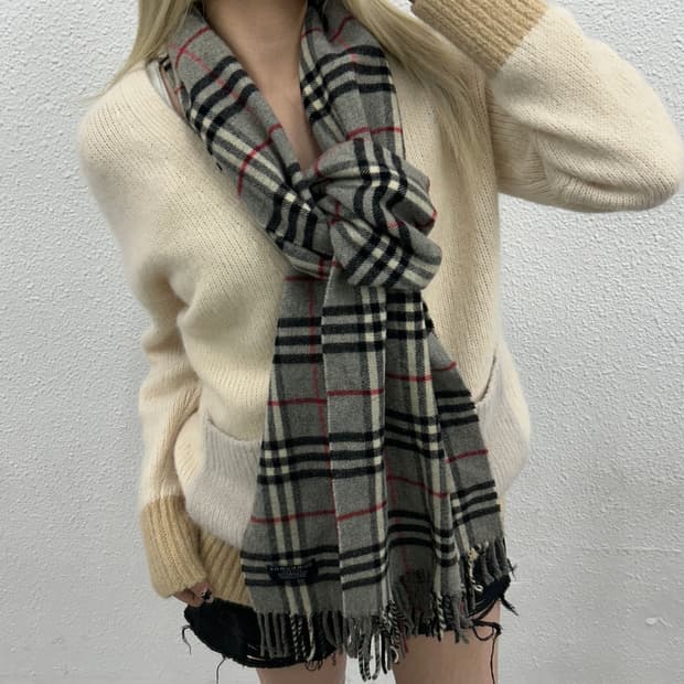 버버리 그레이 노바체크 램스울 머플러