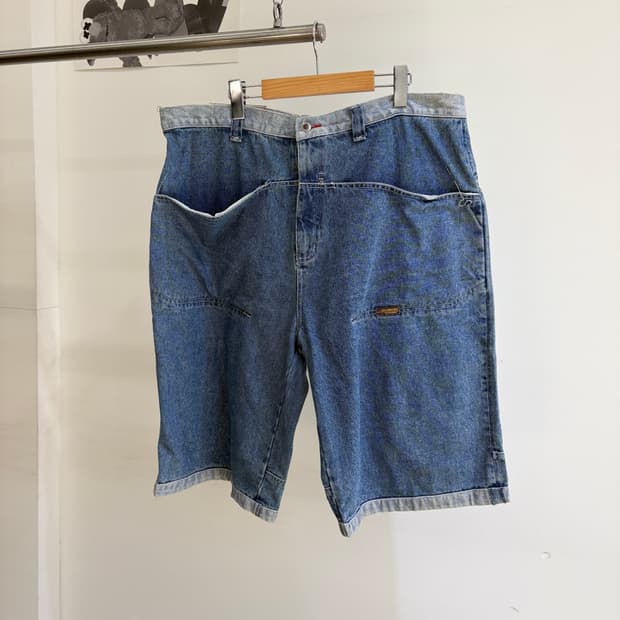 AKADEMIKS (Made in Hong Kong) 반바지