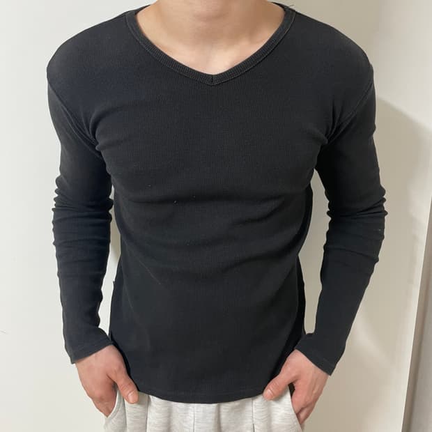 AVIREX BLACK RIBBED LONG SLEEVE