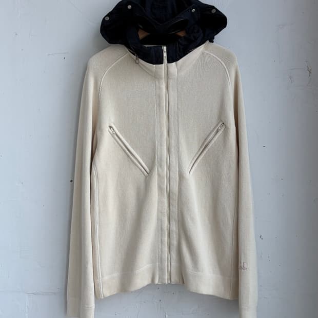 CP 컴퍼니 니트 집업